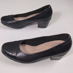 Clark's Collection size 8.5, 2", black block heel